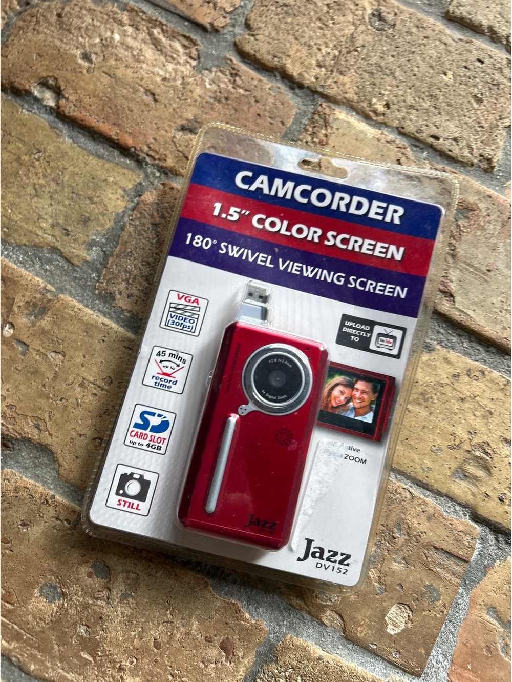 Jazz DV152 Camcorder with 1.5" Color Screen and 180° Swivel Viewing